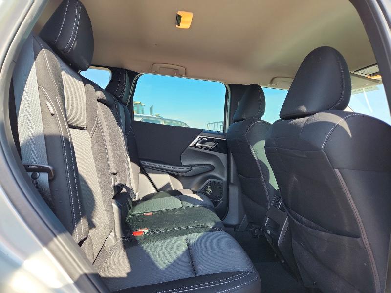 2022 Mitsubishi Outlander მანქანა იყიდება აუქციონზე, vin: JA4J3TA86NZ063165, აუქციონის ნომერი: 63222396