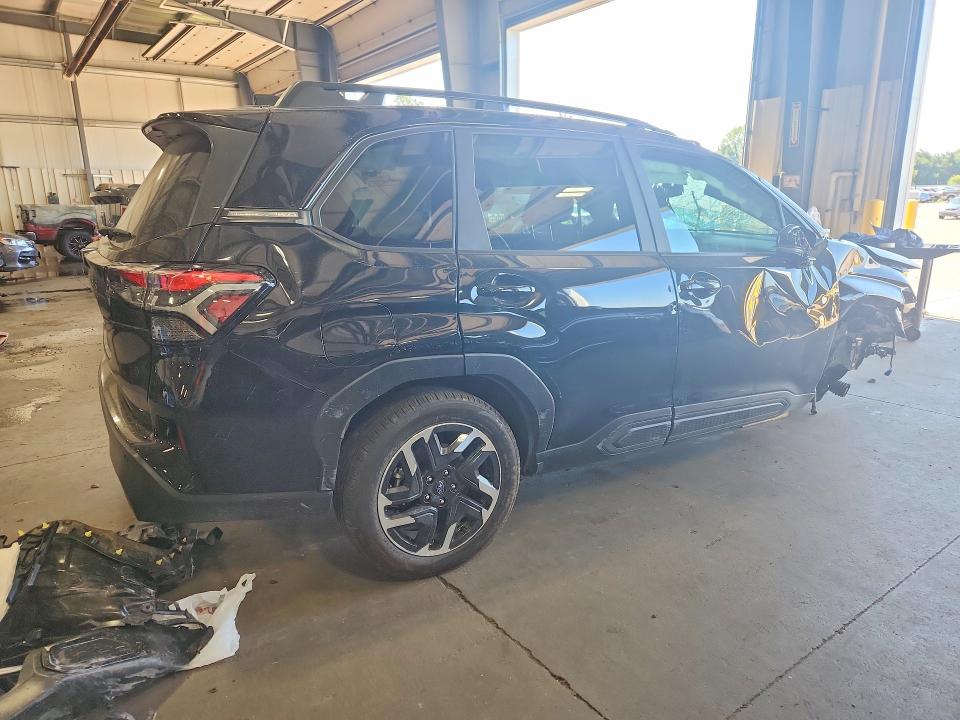 60415596 :رقم المزاد ، 4S4SLDR68T3048956 vin ، 2026 Subaru Forester مزاد بيع