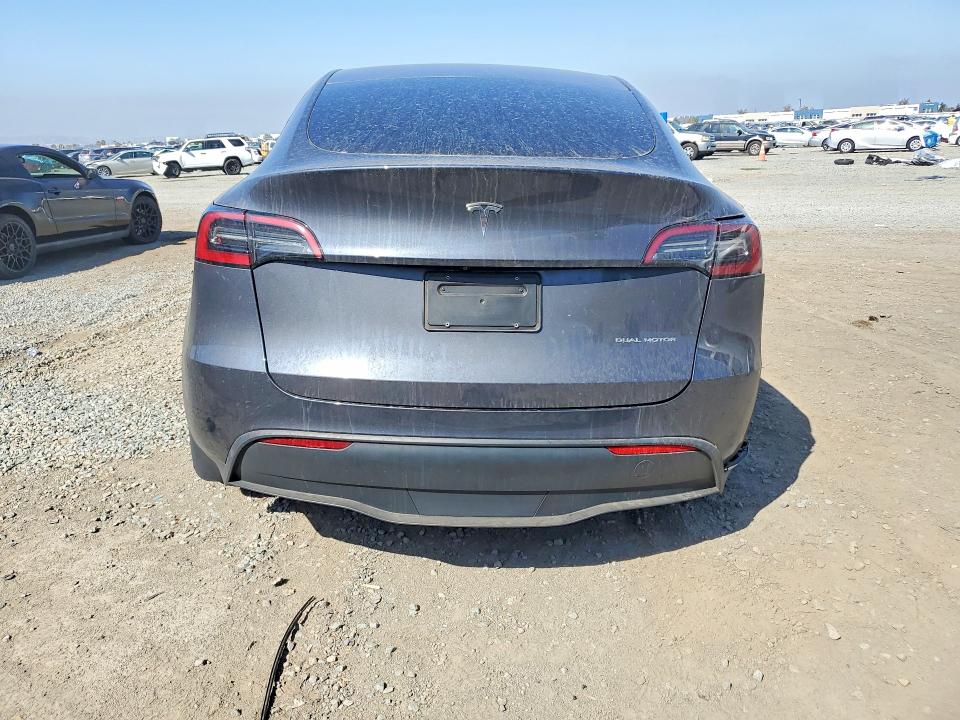 62676996 :رقم المزاد ، 7SAYGDEE4PA113102 vin ، 2023 Tesla Model Y مزاد بيع