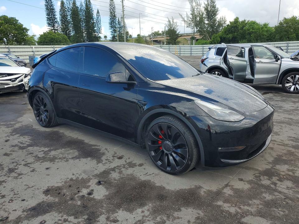 2022 Tesla Model Y მანქანა იყიდება აუქციონზე, vin: 7SAYGDEF4NF469042, აუქციონის ნომერი: 61852966