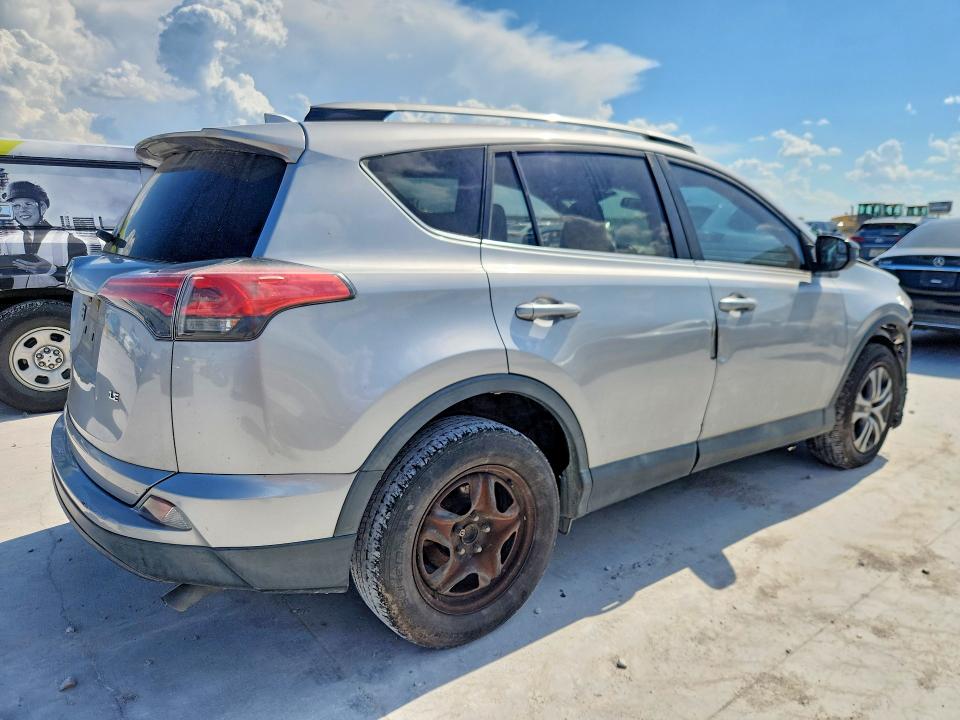 2017 Toyota Rav4 მანქანა იყიდება აუქციონზე, vin: 2T3ZFREV0HW343865, აუქციონის ნომერი: 59921916