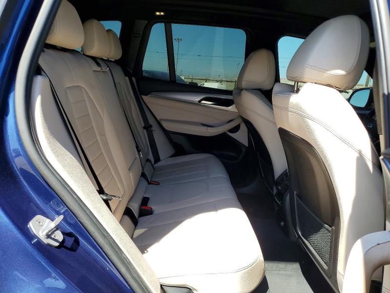62009786 :رقم المزاد ، 5UXTS3C58J0Y95611 vin ، 2018 Bmw X3 مزاد بيع