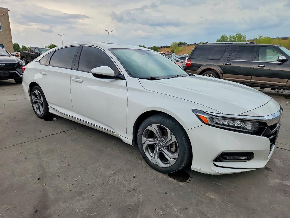 2019 Honda Accord მანქანა იყიდება აუქციონზე, vin: 1HGCV1F52KA092086, აუქციონის ნომერი: 61973676