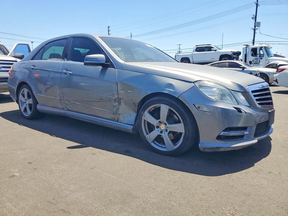 Продажа на аукционе авто 2012 Mercedes-benz E, vin: WDDHF5KBXCA608836, номер лота: 61686926