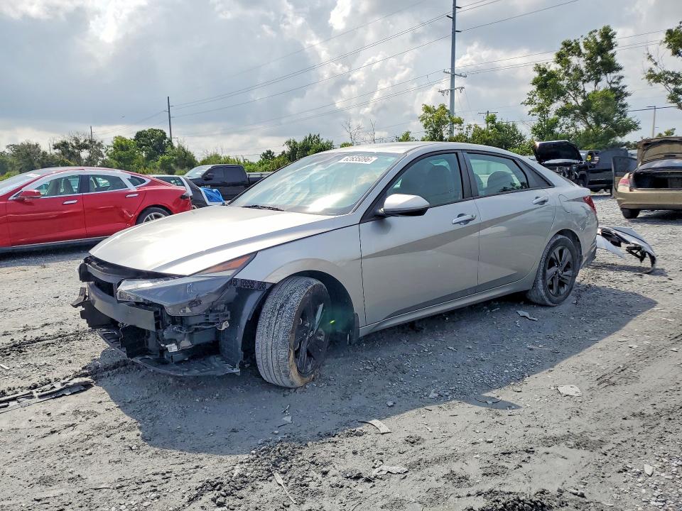 Продажа на аукционе авто 2022 Hyundai Elantra, vin: 5NPLM4AG0NH070645, номер лота: 62835096