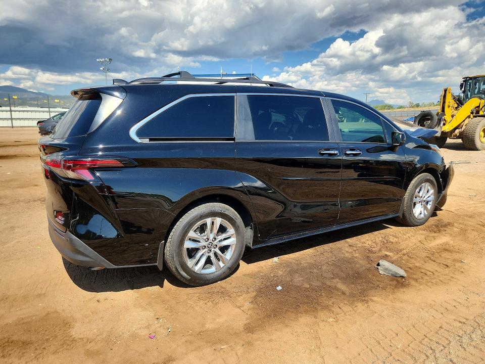 61640616 :رقم المزاد ، 5TDJSKFC7RS141492 vin ، 2024 Toyota Sienna مزاد بيع