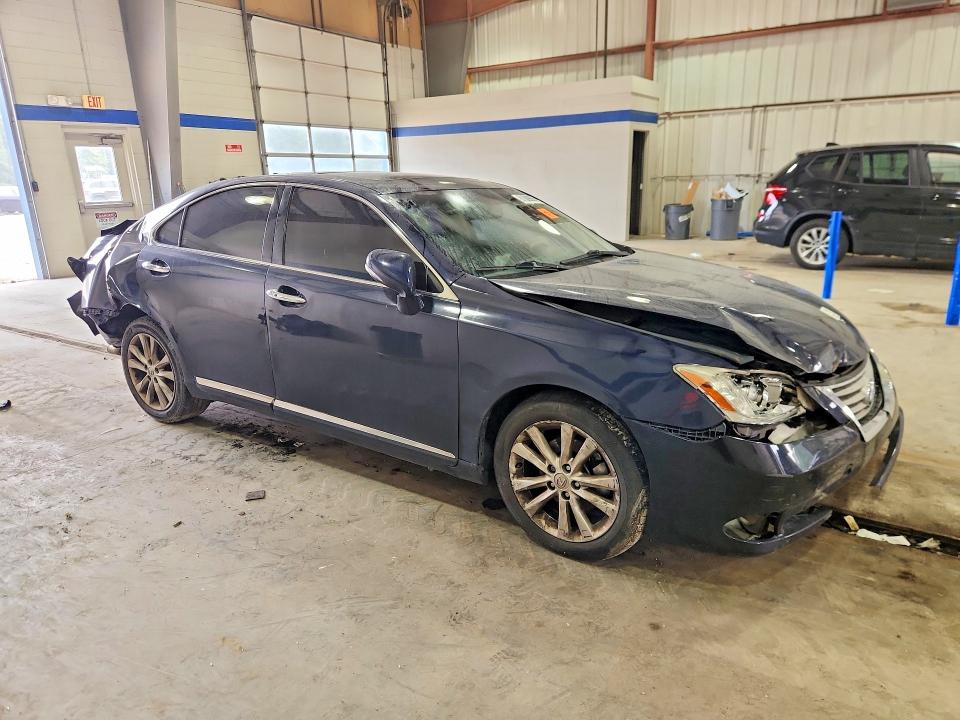 61009056 :رقم المزاد ، JTHBK1EG2B2456649 vin ، 2011 Lexus Es مزاد بيع