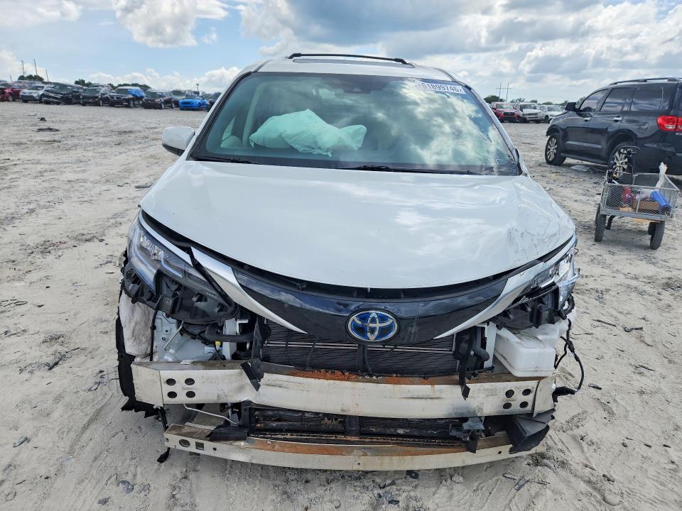 Auction sale of the 2022 Toyota Sienna, vin: 5TDZSKFC9NS059678, lot number: 61899746