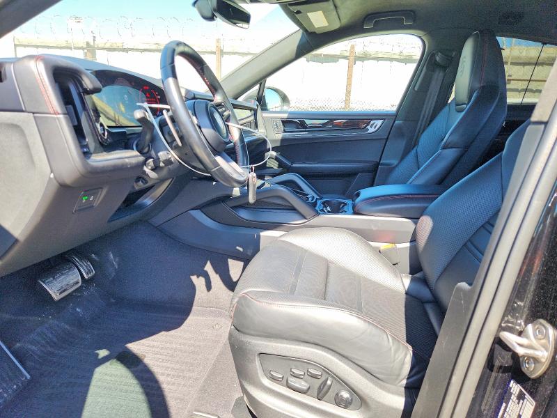 63128636 :رقم المزاد ، WP1BK2AY5RDA72061 vin ، 2024 Porsche Cayenne مزاد بيع