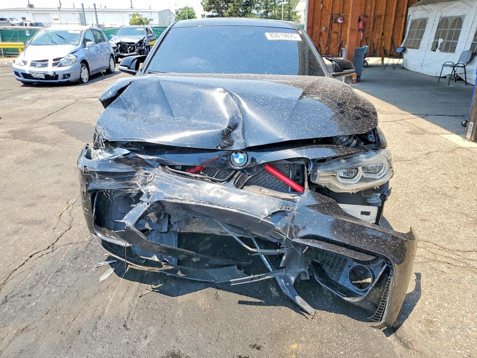 85619895 :رقم المزاد ، WBA8D9C58JEM34199 vin ، 2018 Bmw 330 مزاد بيع