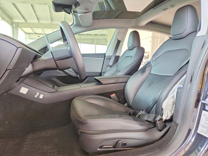 61798256 :رقم المزاد ، 5YJ3E1EA9SF026137 vin ، 2025 Tesla Model 3 مزاد بيع