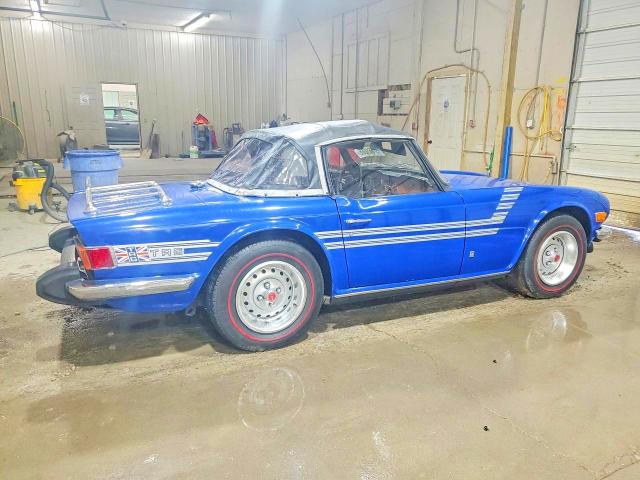 61524716 :رقم المزاد ، CF52399U vin ، 1976 Triumph Car Tr6 مزاد بيع