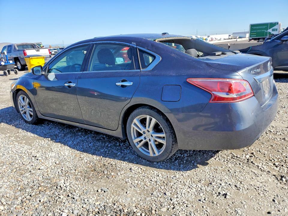 Продажа на аукционе авто 2013 Nissan Altima, vin: 1N4BL3AP6DN431194, номер лота: 60046476
