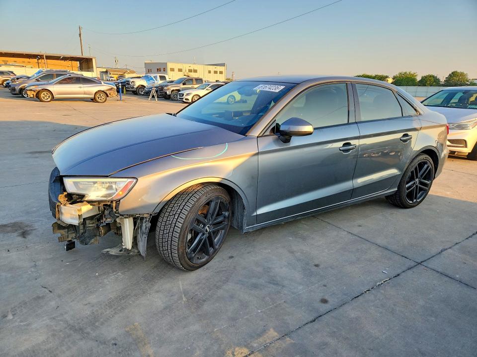 61674236 :رقم المزاد ، WAUAUGFF8LA054140 vin ، 2020 Audi A3 مزاد بيع