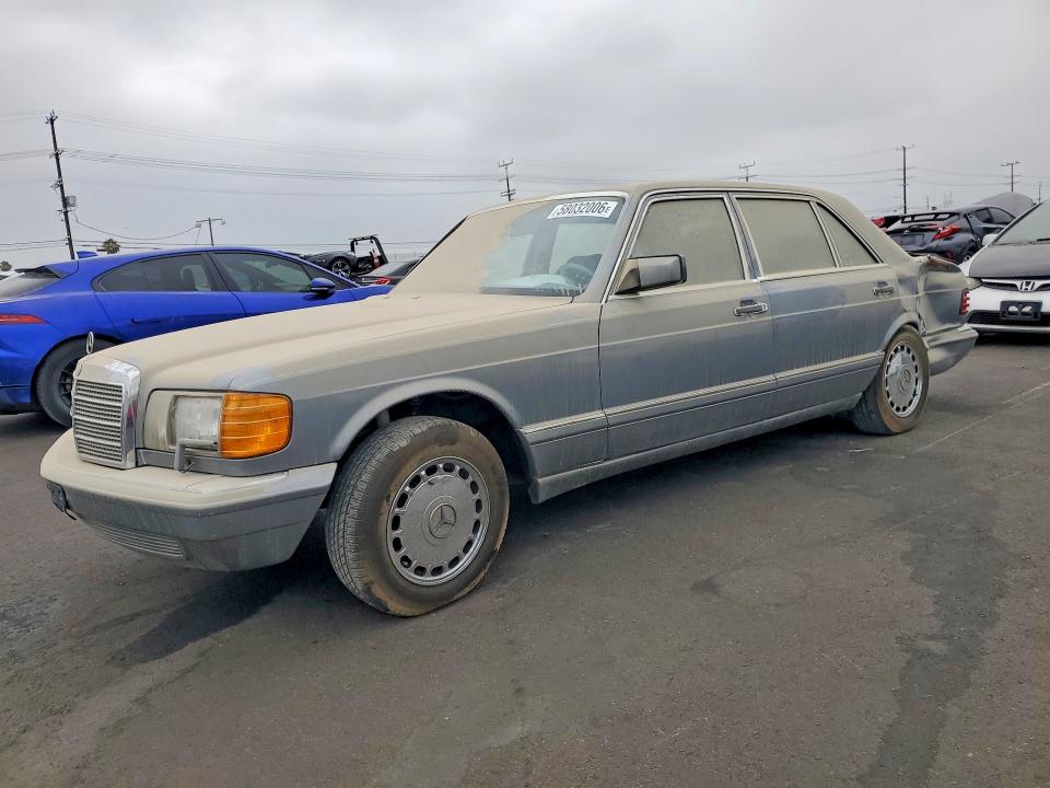 58032006 :رقم المزاد ، WDBCA39D7JA398223 vin ، 1988 Mercedes-benz 560 مزاد بيع