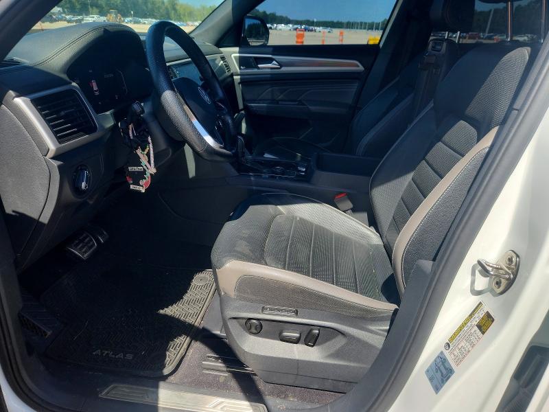 Продажа на аукционе авто 2021 Volkswagen Atlas Cross Sport, vin: 1V2FE2CA1MC225543, номер лота: 61717046