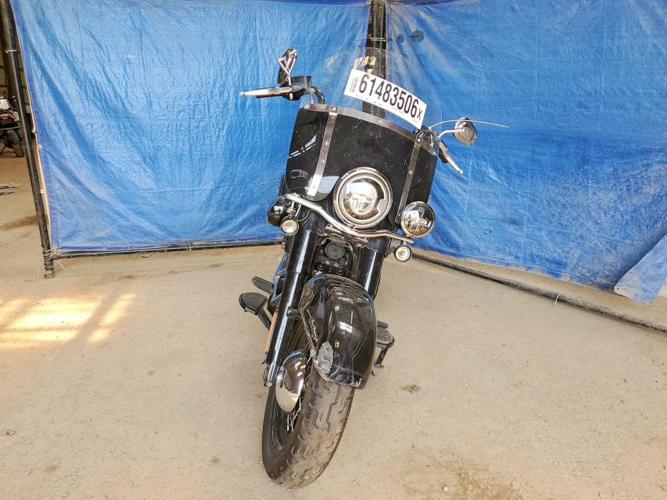 2018 Harley-davidson Flhcs მანქანა იყიდება აუქციონზე, vin: 5HD1YBKA5JC017415, აუქციონის ნომერი: 61483506