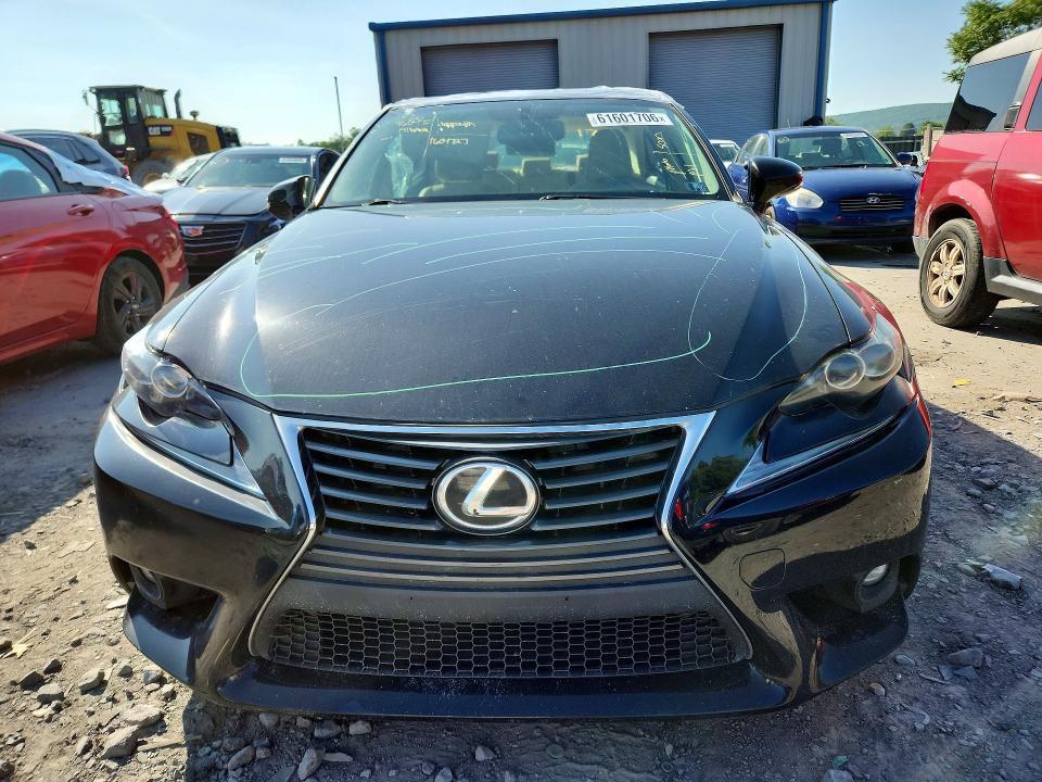 Продажа на аукционе авто 2016 Lexus Is, vin: JTHCM1D28G5005624, номер лота: 61601706