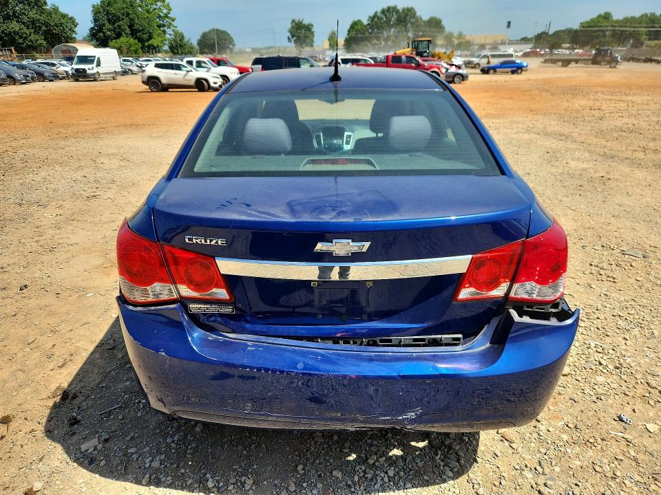 2013 Chevrolet Cruze მანქანა იყიდება აუქციონზე, vin: 1G1PA5SH0D7235046, აუქციონის ნომერი: 61869176