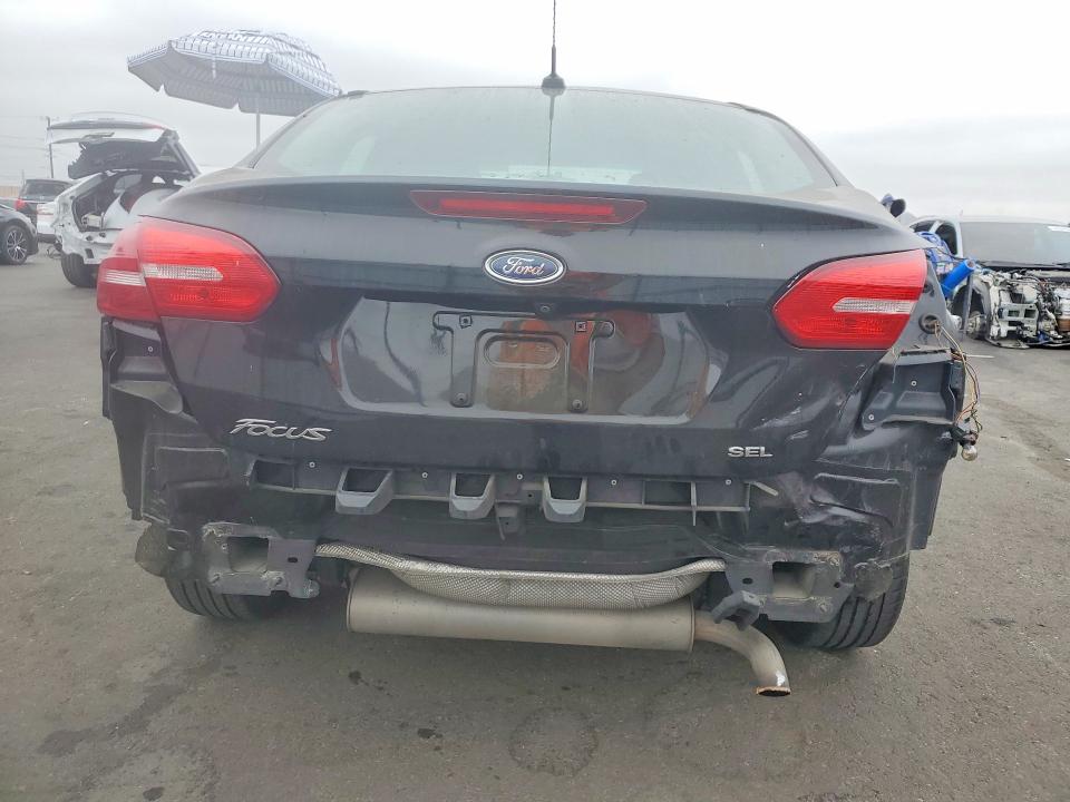 2018 Ford Focus მანქანა იყიდება აუქციონზე, vin: 1FADP3H2XJL227061, აუქციონის ნომერი: 59674246