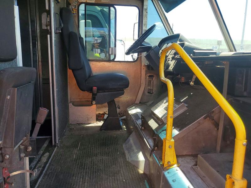 2006 Freightliner Mt45 Chassis მანქანა იყიდება აუქციონზე, vin: 4UZAANBW36CW65638, აუქციონის ნომერი: 62077466