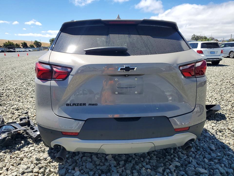 62264626 :رقم المزاد ، 3GNKBHRS1MS526049 vin ، 2021 Chevrolet Blazer مزاد بيع