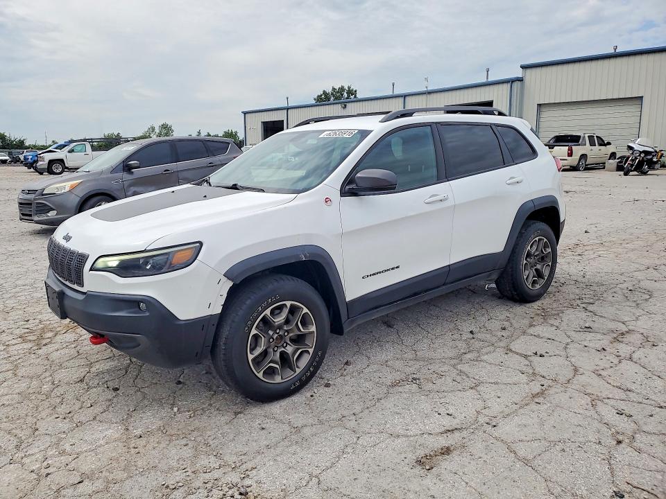 62635916 :رقم المزاد ، 1C4PJMBX6LD651739 vin ، 2020 Jeep Cherokee مزاد بيع