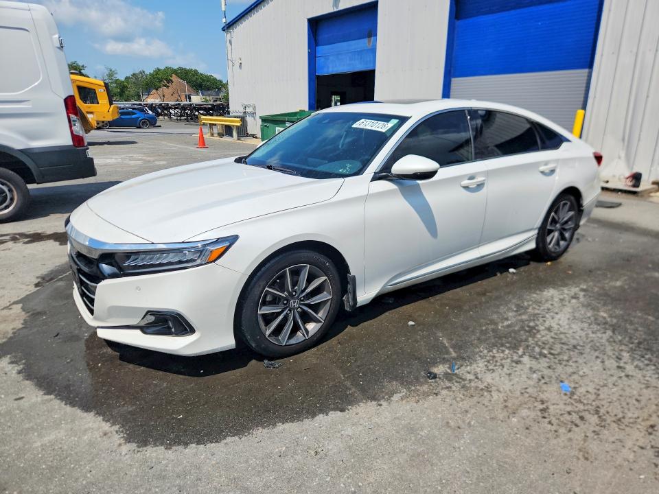 Продаж на аукціоні авто 2022 Honda Accord, vin: 1HGCV1F50NA048737, номер лоту: 61310126
