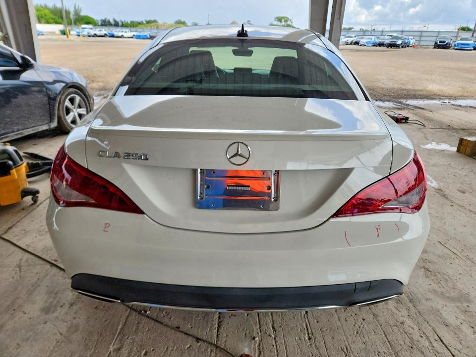 Продажа на аукционе авто 2018 Mercedes-benz Cla, vin: WDDSJ4EB2JN547854, номер лота: 61933616