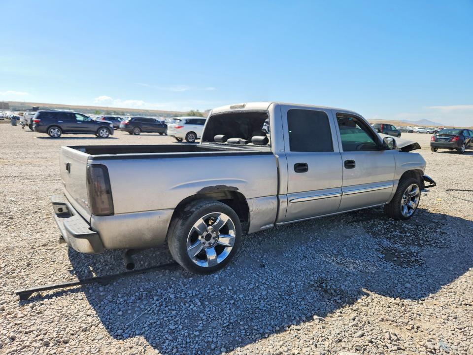 62482526 :رقم المزاد ، 2GTEC13T141322455 vin ، 2004 Gmc New Sierra مزاد بيع