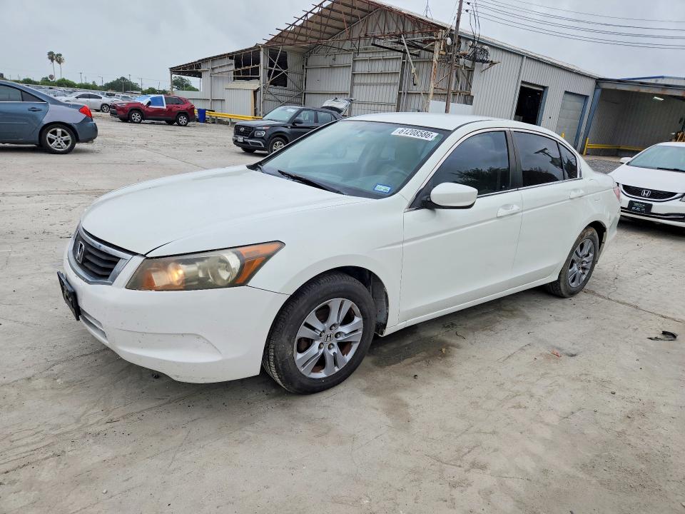 2011 Honda Accord მანქანა იყიდება აუქციონზე, vin: 1HGCP2F62BA035332, აუქციონის ნომერი: 61208586