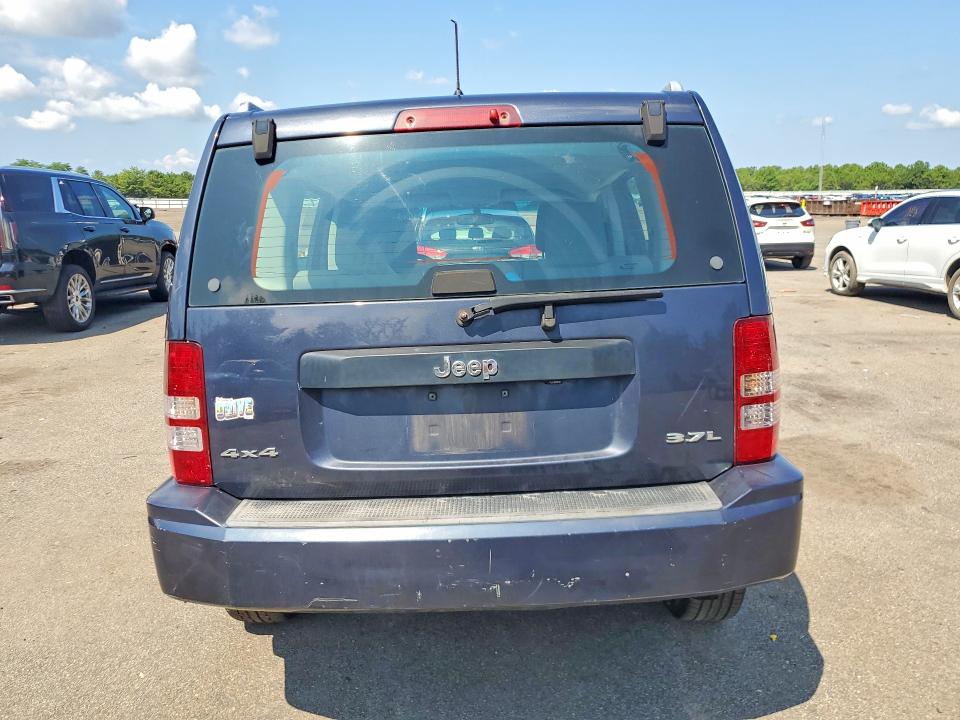 2008 Jeep Liberty მანქანა იყიდება აუქციონზე, vin: 1J8GN28K68W132490, აუქციონის ნომერი: 62693436