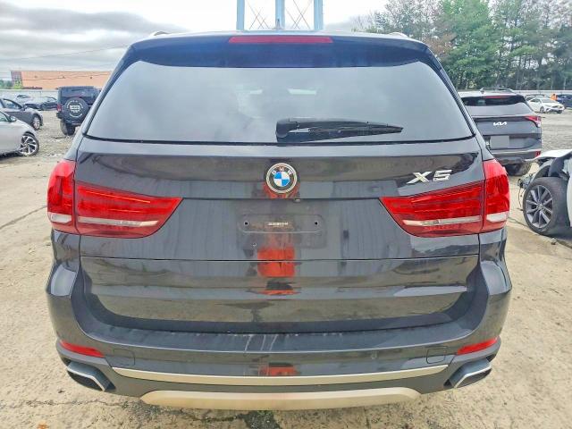 59786476 :رقم المزاد ، 5UXKR0C52J0X87667 vin ، 2018 Bmw X5 مزاد بيع