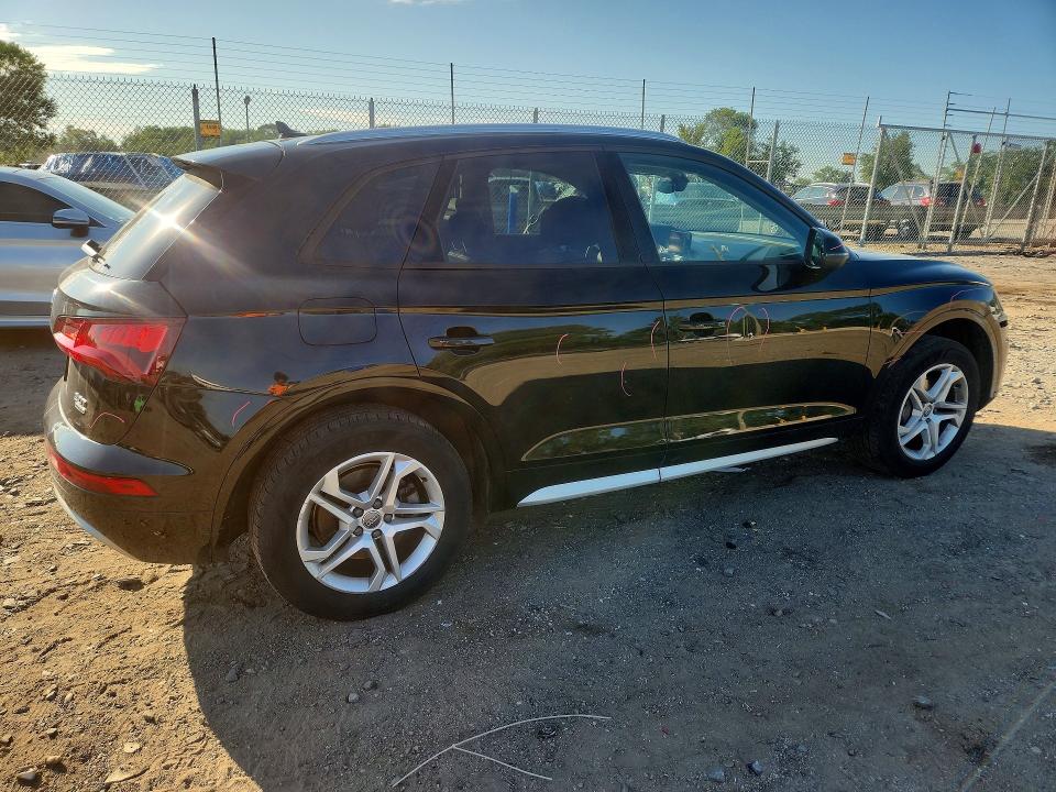 Продажа на аукционе авто 2018 Audi Q5, vin: WA1ANAFY6J2031617, номер лота: 63030856