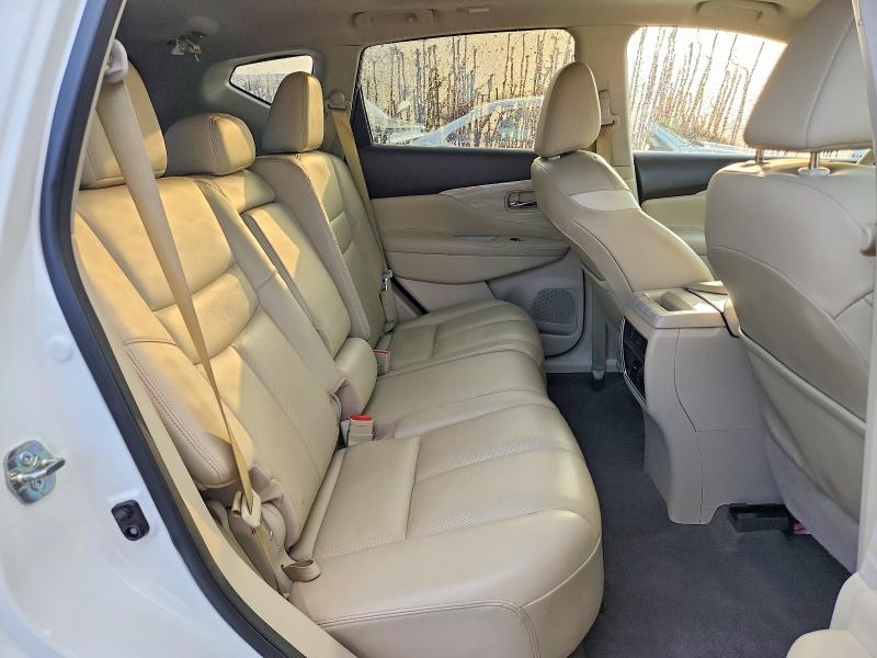58841526 :رقم المزاد ، 5N1AZ2MG1JN162586 vin ، 2018 Nissan Murano مزاد بيع