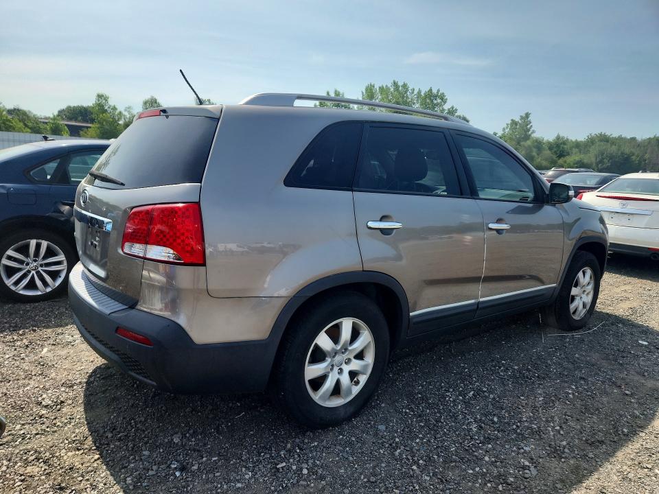 Продаж на аукціоні авто 2013 Kia Sorento, vin: 5XYKT3A6XDG416772, номер лоту: 61016186