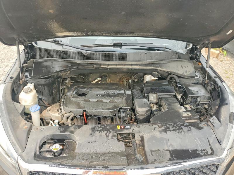 61124446 :رقم المزاد ، 5XYPGDA30HG276436 vin ، 2017 Kia Sorento مزاد بيع