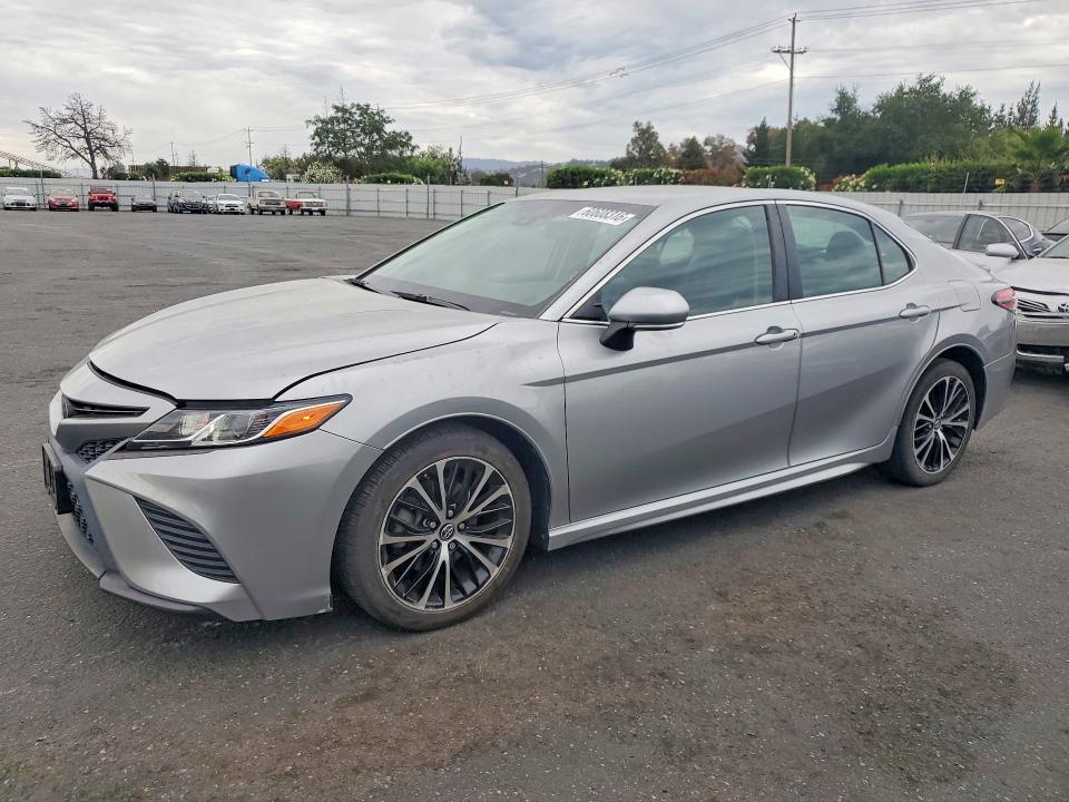 Продажа на аукционе авто 2018 Toyota Camry, vin: 4T1B11HK8JU658253, номер лота: 60608316