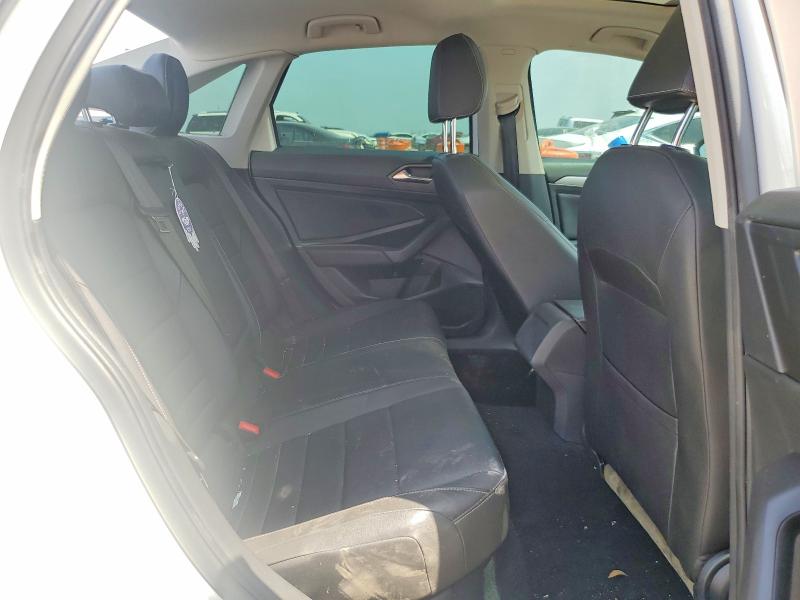 61067496 :رقم المزاد ، 3VWC57BU7MM048649 vin ، 2021 Volkswagen Jetta مزاد بيع