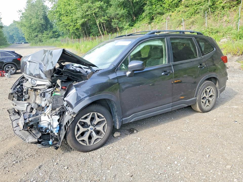 61067596 :رقم المزاد ، JF2SKAECXKH461739 vin ، 2019 Subaru Forester مزاد بيع