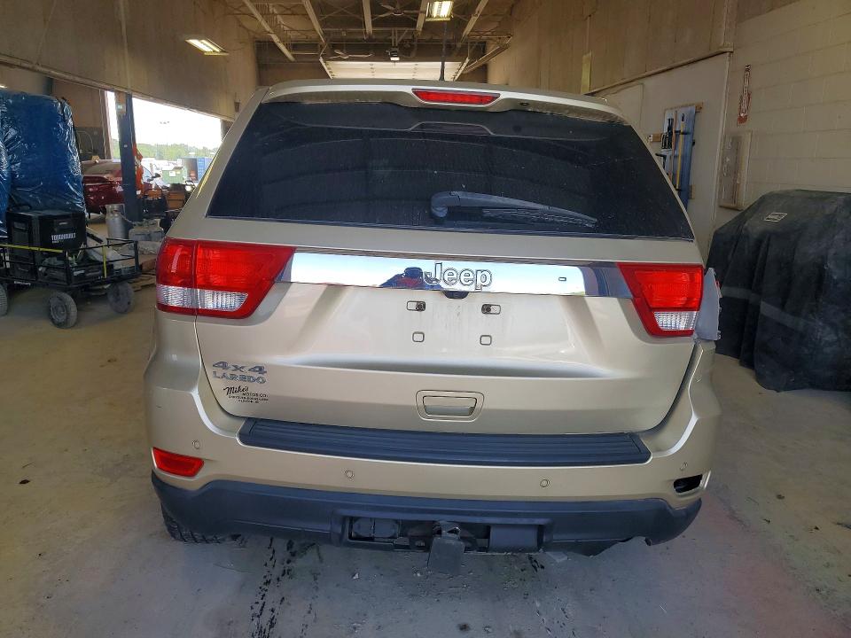 59242246 :رقم المزاد ، 1J4RR4GGXBC557761 vin ، 2011 Jeep Grand Cherokee مزاد بيع