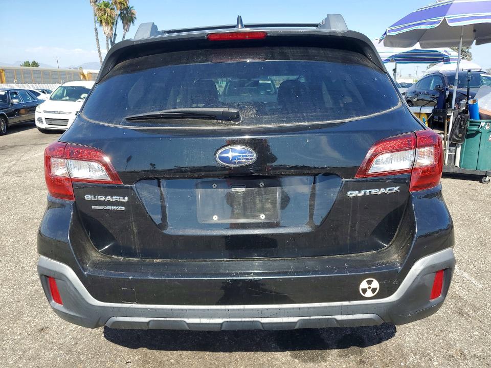 60394126 :رقم المزاد ، 4S4BSACC3J3385502 vin ، 2018 Subaru Outback مزاد بيع
