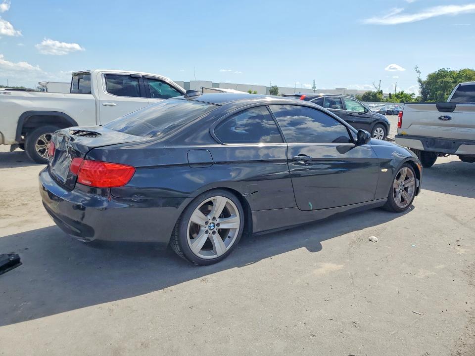 Продаж на аукціоні авто 2011 Bmw 328, vin: WBAKE3C59BE441700, номер лоту: 61715936