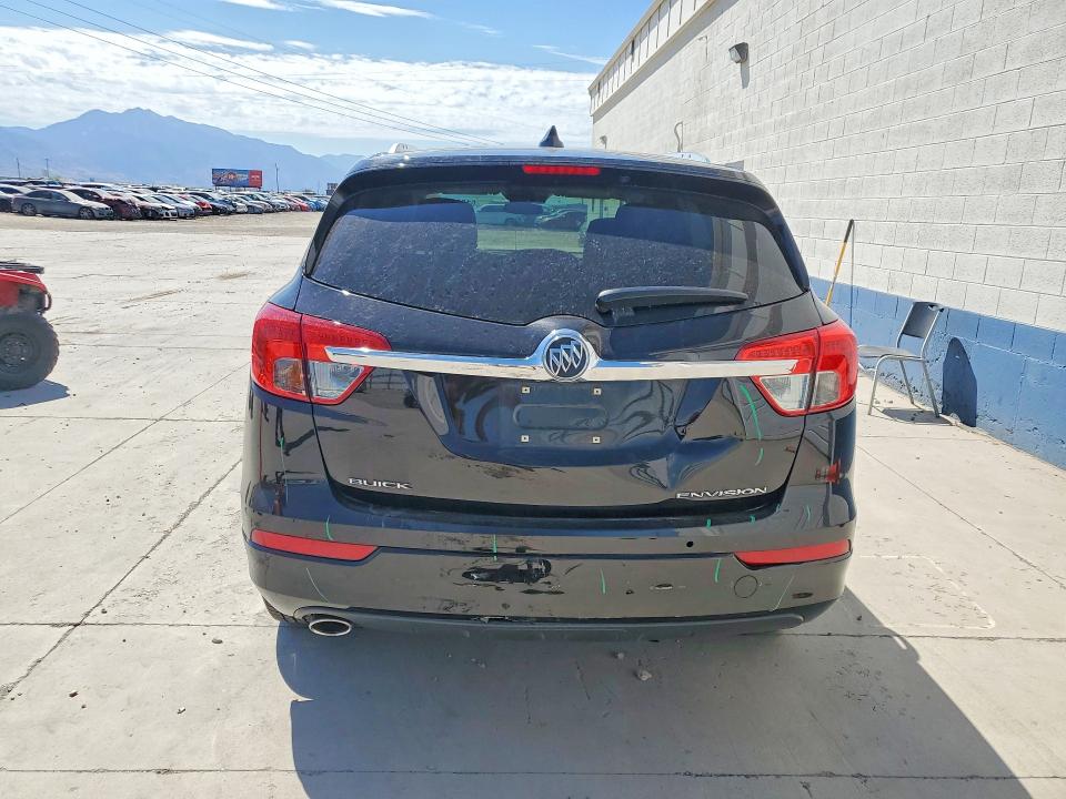 61891216 :رقم المزاد ، LRBFXBSAXHD101217 vin ، 2017 Buick Envision مزاد بيع