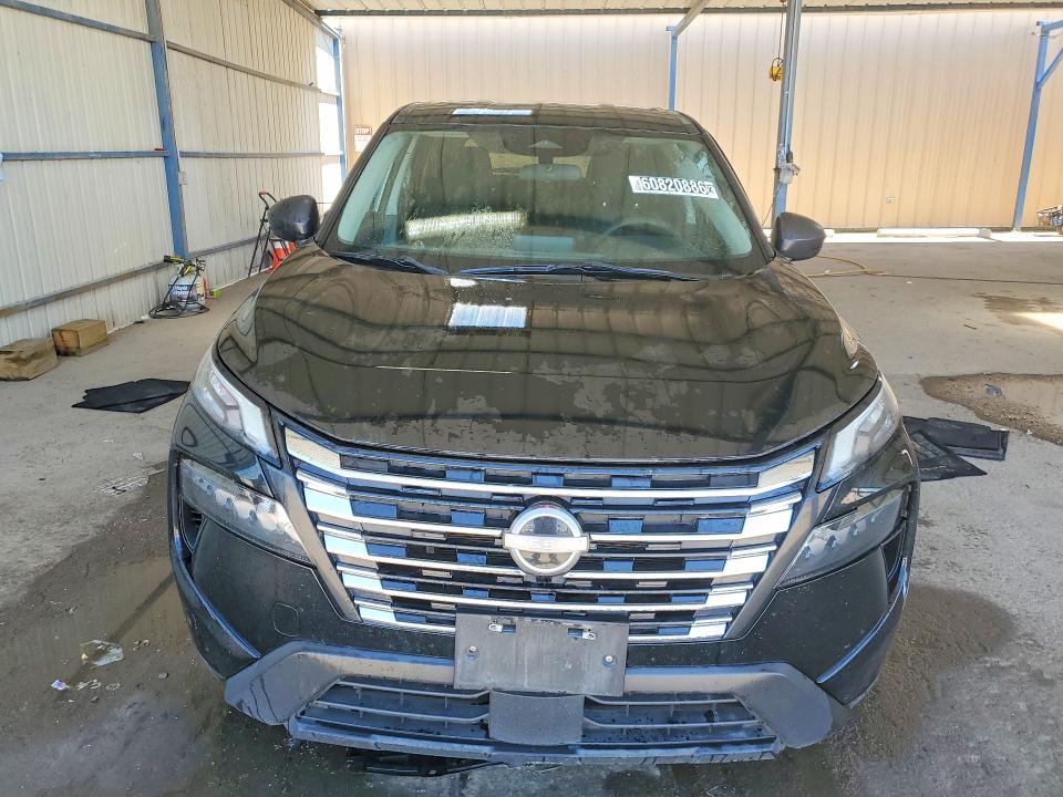 60820886 :رقم المزاد ، 5N1BT3AB6RC682133 vin ، 2024 Nissan Rogue مزاد بيع
