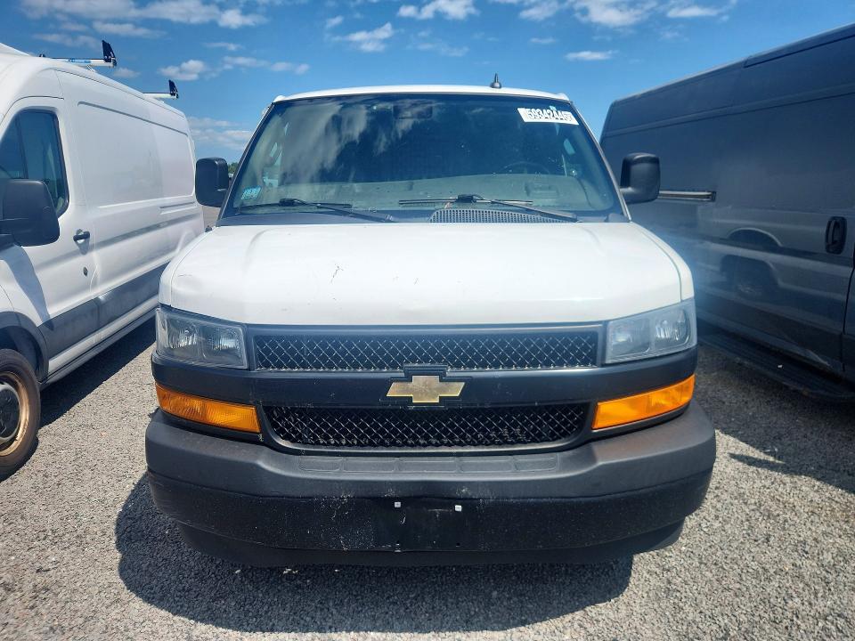 2021 Chevrolet Express G2500 მანქანა იყიდება აუქციონზე, vin: 1GCWGAFP5M1302125, აუქციონის ნომერი: 59342446