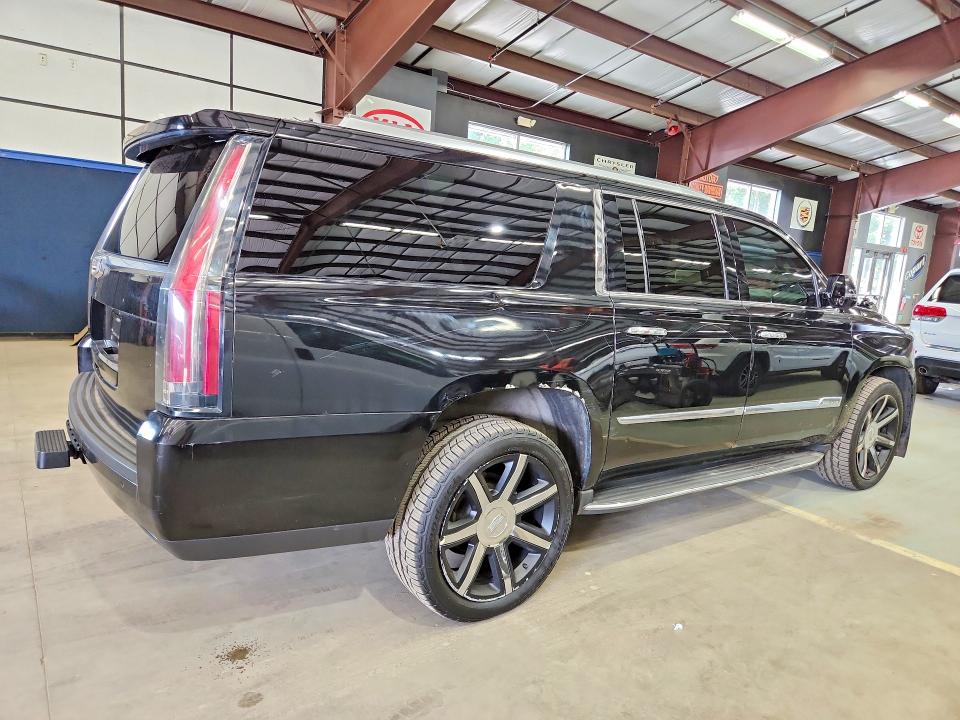 Продажа на аукционе авто 2015 Cadillac Escalade, vin: 1GYS4SKJ9FR726128, номер лота: 62404616