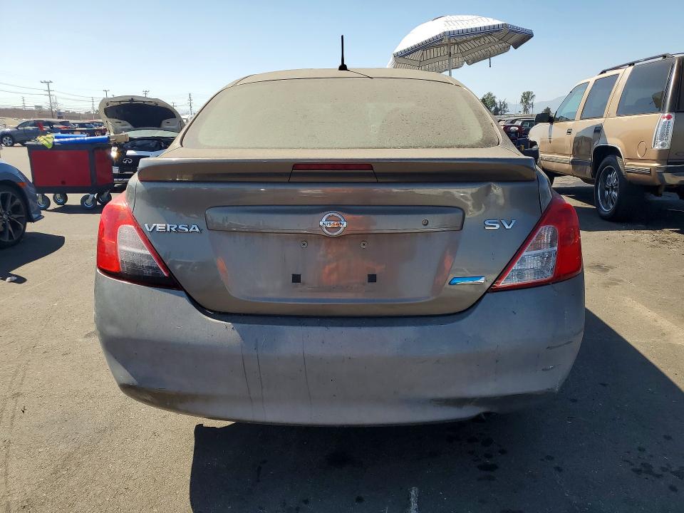 2014 Nissan Versa მანქანა იყიდება აუქციონზე, vin: 3N1CN7AP3EK462302, აუქციონის ნომერი: 63350316