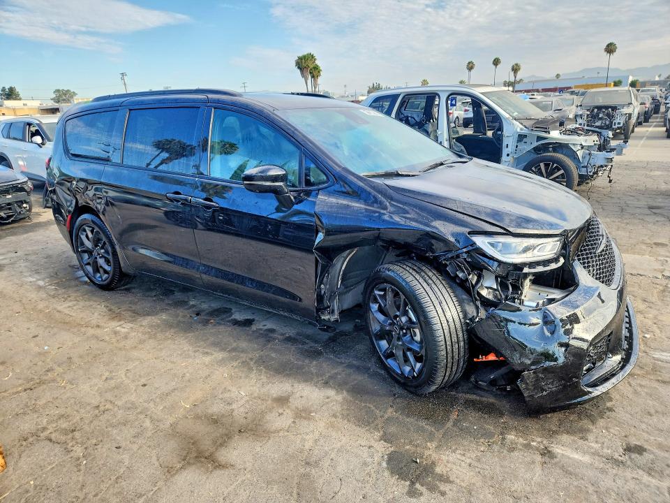 2026 Chrysler Pacifica მანქანა იყიდება აუქციონზე, vin: 2C4RC1BG8TR250594, აუქციონის ნომერი: 61239836