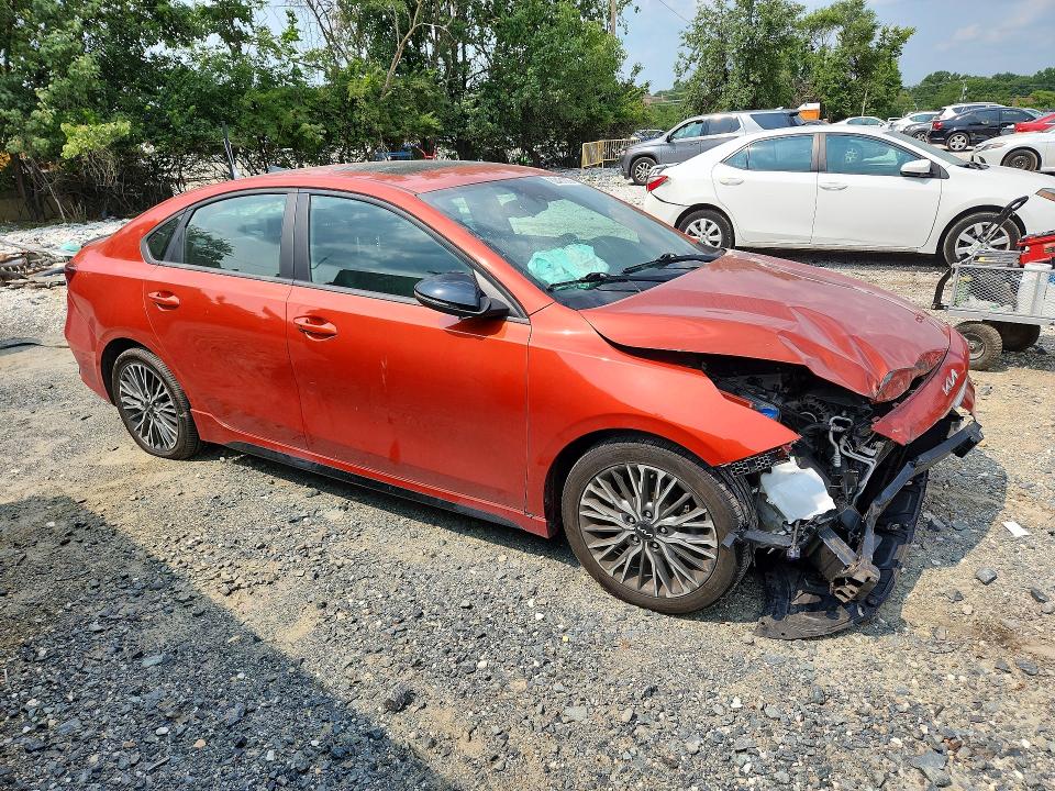 Продажа на аукционе авто 2022 Kia Forte, vin: 3KPF54AD3NE430611, номер лота: 62461586